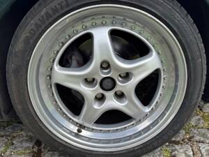 Image 23/44 of Aston Martin DB 7 Volante (1998)