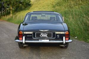 Bild 8/37 von Jaguar XJ 6 4.2 (1972)