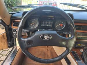 Image 10/40 of Jaguar XJ-S 3.6 (1987)