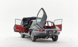 Bild 23/99 von Jaguar Type E 4.2 (1966)
