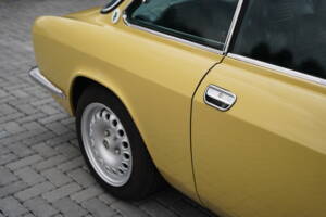 Bild 49/50 von Alfa Romeo 2000 GT Veloce (1975)