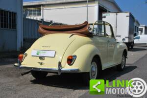 Image 6/10 of Morris Minor 1000 (1977)