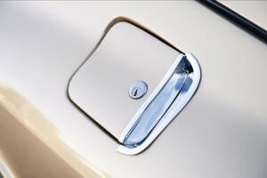 Image 13/29 of Maserati Mistral 3700 (1964)