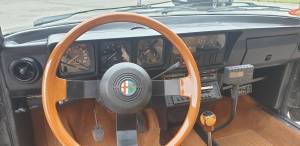 Image 12/30 of Alfa Romeo GTV 6 2.5 (1981)