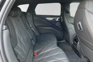 Image 8/10 of BMW XM 50e (2024)