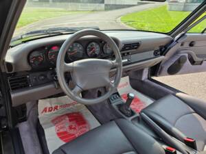 Bild 11/33 von Porsche 911 Carrera 4S (1996)