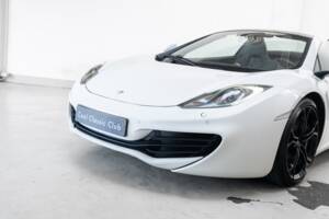Bild 28/33 von McLaren 12C Spider (2013)