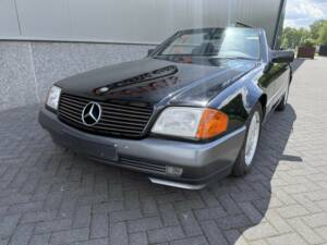 Image 14/50 de Mercedes-Benz 300 SL (1990)