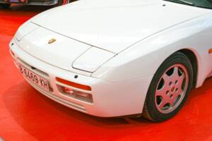 Image 15/45 of Porsche 944 S2 (1989)