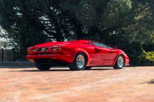 Bild 6/32 von Lamborghini Countach 25 Anniversary (1990)