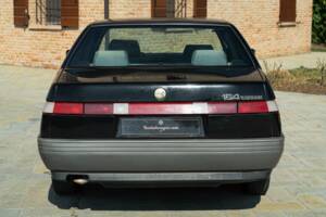 Image 8/50 of Alfa Romeo 75 2.0 Twin Spark (1990)