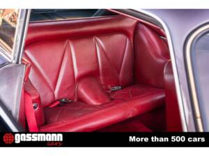 Image 14/15 of Aston Martin DB 6 Vantage (1967)