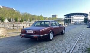Bild 23/29 von Jaguar XJ 40 3.2 (1994)