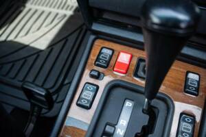 Image 45/50 of Mercedes-Benz 190 E 2.5-16 (1991)