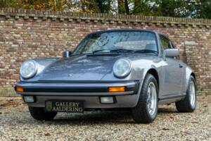 Immagine 27/50 di Porsche 911 Carrera 3.2 "25 years 911" (1988)