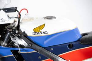 Immagine 19/48 di Honda VFR 750R RC 30 (1988)
