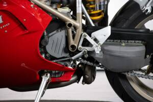 Imagen 16/50 de Ducati 748 S (1996)