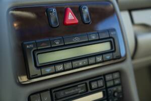 Bild 35/50 von Mercedes-Benz CLK 200 (1997)