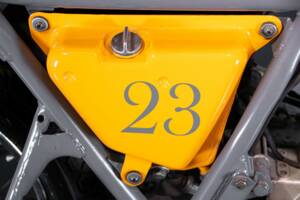 Image 44/50 of Honda CB 750 Custom (1974)