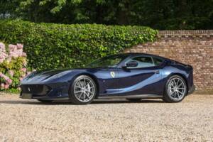Image 12/50 of Ferrari 812 Superfast (2020)