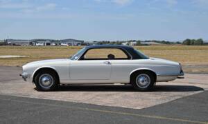 Bild 2/36 von Daimler Sovereign 4.2 (1976)