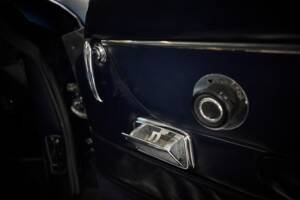 Afbeelding 47/60 van Aston Martin DB 6 (1968)