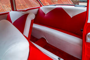 Image 29/44 of Chevrolet Bel Air Hardtop Coupé (1956)