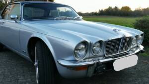 Image 3/15 of Jaguar XJ 6 C 4.2 (1977)
