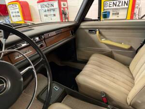 Bild 9/17 von Mercedes-Benz 280 SE (1971)
