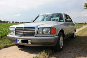Bild 1/7 von Mercedes-Benz 260 SE (1989)