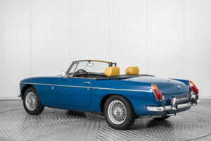 Afbeelding 6/50 van MG MGB (1973)