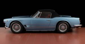Image 3/4 de Maserati 3500 GTI Spyder Vignale (1964)