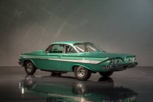 Image 3/10 of Chevrolet Impala Sport Coupe (1961)