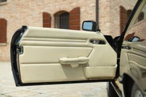 Image 38/50 of Mercedes-Benz 300 SL (1986)