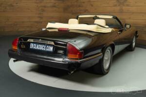Image 9/19 de Jaguar XJ-S Convertible (1990)