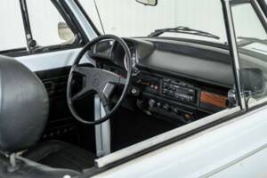 Bild 31/50 von Volkswagen Käfer 1303 LS (1976)