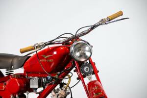 Imagen 32/50 de Moto Guzzi DUMMY (1957)