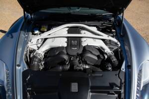 Image 74/80 of Aston Martin Vanquish (2013)
