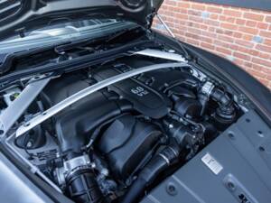 Image 10/53 of Aston Martin V12 Vantage AMR Roadster (2018)