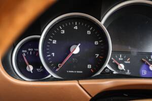 Bild 39/40 von Porsche Cayenne Turbo S (2006)