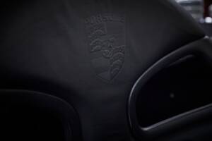 Imagen 93/98 de Porsche 911 Carrera 4S (2004)