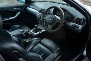 Image 2/50 of BMW M3 (2005)