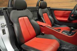 Image 10/19 de Mercedes-Benz SLK 230 Kompressor (1999)