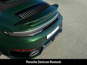 Bild 34/38 von Porsche 911 Turbo S (1900)
