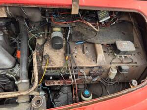 Image 33/56 of Mercedes-Benz Unimog 404 S (1961)