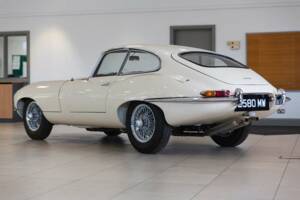 Bild 4/50 von Jaguar E-Type 3.8 (1962)