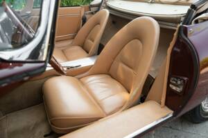Image 43/50 of Jaguar E-Type 3.8 (1964)
