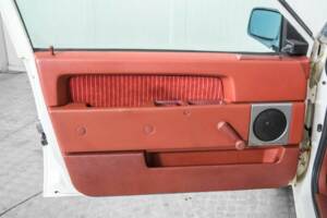 Image 32/50 de Volvo 740 (1984)