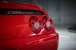 Immagine 41/99 di Ferrari F 355 Berlinetta (1997)