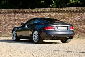 Image 36/50 of Aston Martin V12 Vanquish (2003)